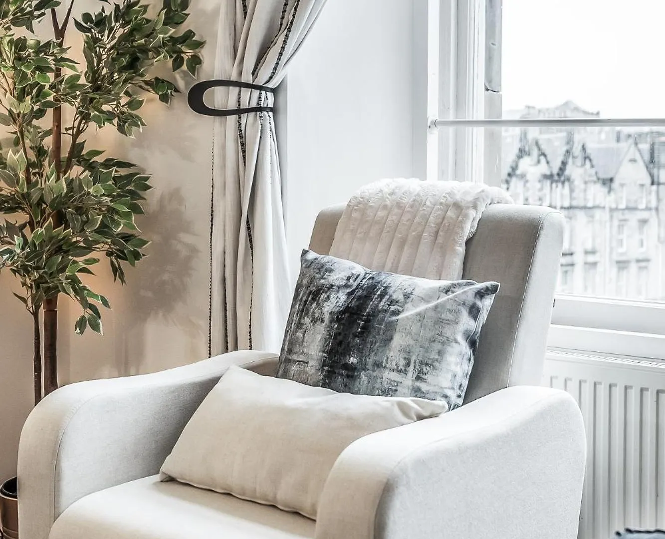Apartment Cozy Central 2 Bed Apt With Great View - Parking Edinburgh