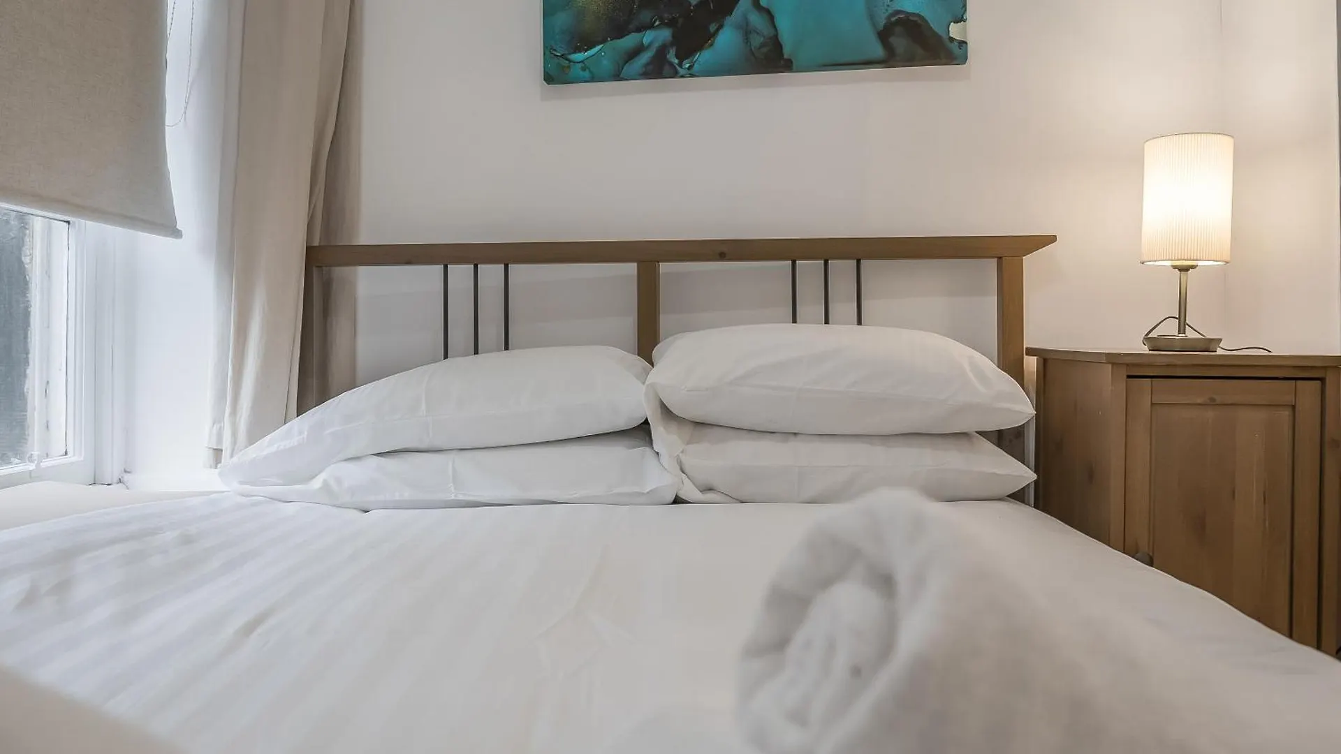 Cozy Central 2 Bed Apt With Great View - Parking Edinburgh
